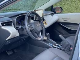 TOYOTA - COROLLA - 2020/2021 - Azul - R$ 135.900,00
