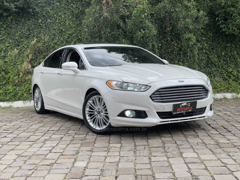 FORD - FUSION - 2014/2014 - Branca - R$ 79.000,00