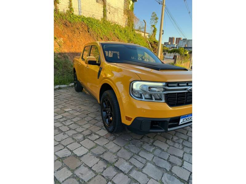 FORD - MAVERICK - 2022/2022 - Laranja - R$ 163.900,00