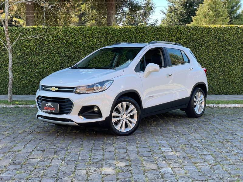 CHEVROLET - TRACKER - 2017/2018 - Branca - R$ 86.900,00
