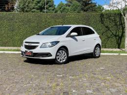 CHEVROLET - ONIX - 2013/2013 - Branca - R$ 43.990,00