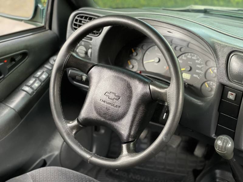CHEVROLET - S10 - 2002/2002 - Verde - R$ 62.900,00