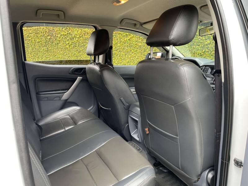 FORD - RANGER - 2017/2017 - Branca - R$ 124.900,00
