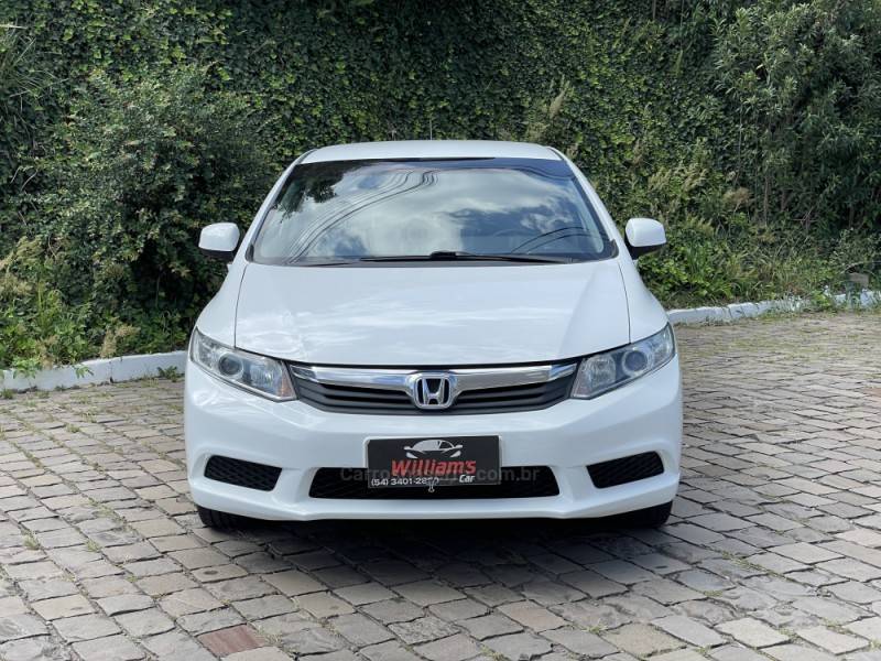 HONDA - CIVIC - 2012/2013 - Branca - R$ 63.900,00
