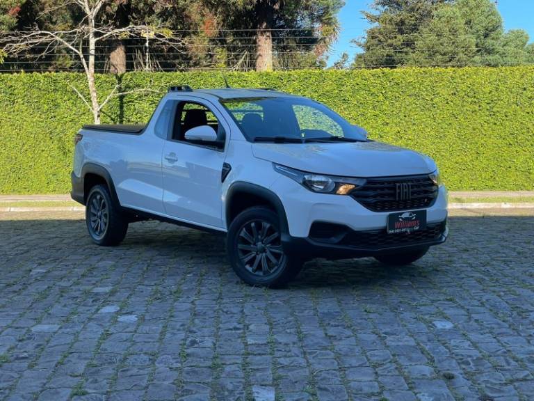 FIAT - STRADA - 2022/2023 - Branca - R$ 86.900,00