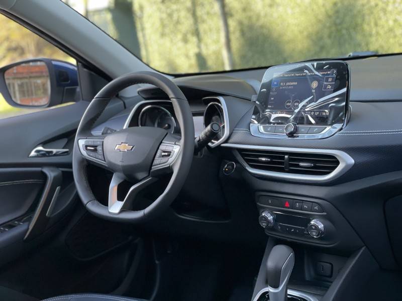 CHEVROLET - TRACKER - 2024/2025 - Azul - R$ 143.000,00