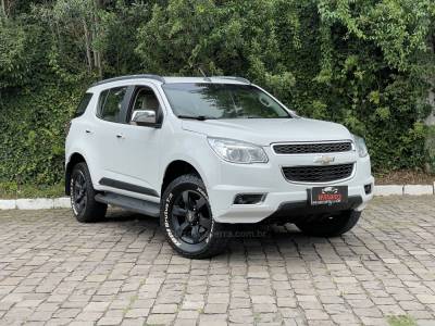 CHEVROLET - TRAILBLAZER - 2014/2014 - Branca - R$ 122.000,00