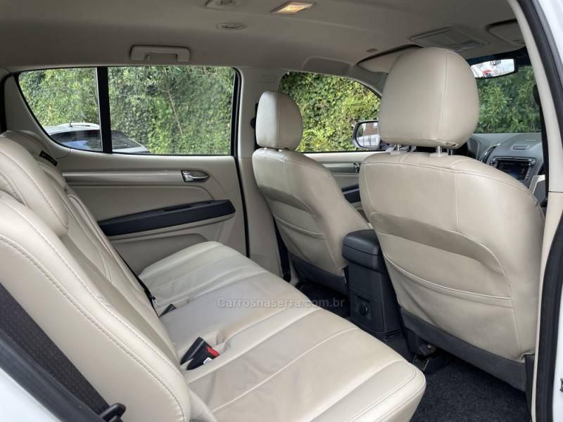 CHEVROLET - TRAILBLAZER - 2014/2014 - Branca - R$ 122.000,00