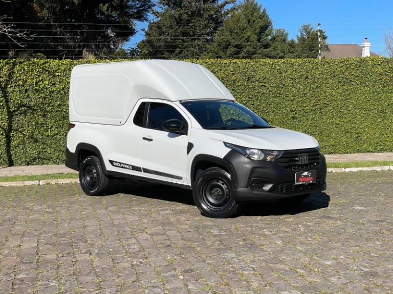 FIAT - STRADA - 2020/2021 - Branca - R$ 71.900,00