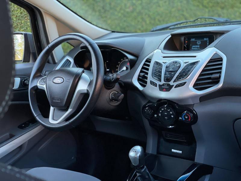 FORD - ECOSPORT - 2012/2013 - Preta - R$ 54.900,00