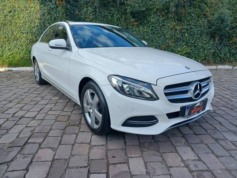 MERCEDES-BENZ - C 200 - 2015/2015 - Branca - R$ 125.900,00