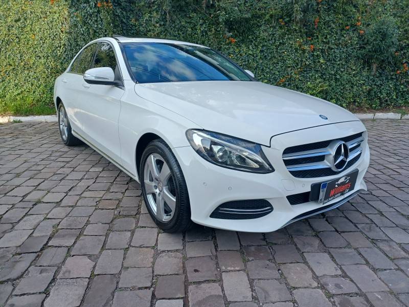 MERCEDES-BENZ - C 200 - 2015/2015 - Branca - R$ 125.900,00