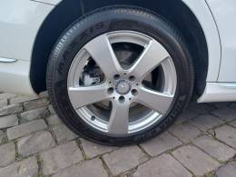 MERCEDES-BENZ - C 200 - 2015/2015 - Branca - R$ 125.900,00