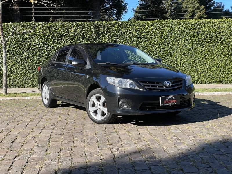 TOYOTA - COROLLA - 2011/2012 - Preta - R$ 64.900,00
