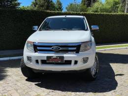 FORD - RANGER - 2012/2013 - Branca - R$ 91.900,00