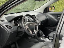 HYUNDAI - IX35 - 2010/2011 - Preta - R$ 58.900,00