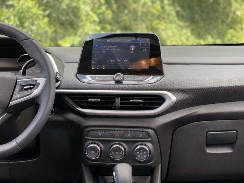 CHEVROLET - TRACKER - 2021/2022 - Preta - R$ 99.900,00