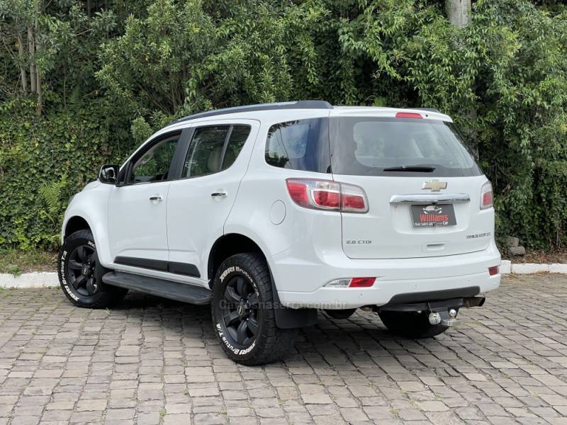 CHEVROLET - TRAILBLAZER - 2014/2014 - Branca - R$ 122.000,00