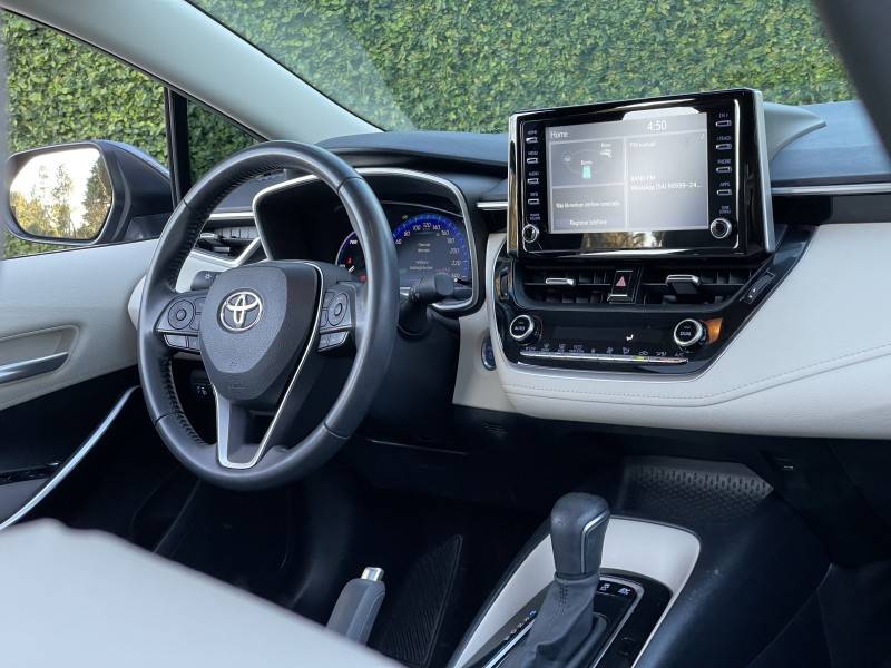 TOYOTA - COROLLA - 2020/2021 - Azul - R$ 135.900,00