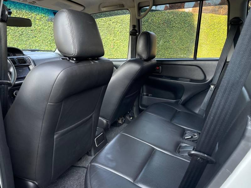 MITSUBISHI - PAJERO TR4 - 2011/2011 - Branca - R$ 79.000,00