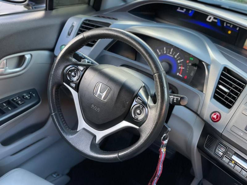 HONDA - CIVIC - 2012/2013 - Prata - R$ 66.900,00