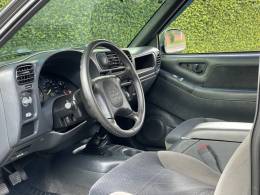 CHEVROLET - S10 - 2002/2002 - Verde - R$ 62.900,00