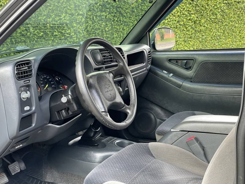 CHEVROLET - S10 - 2002/2002 - Verde - R$ 62.900,00