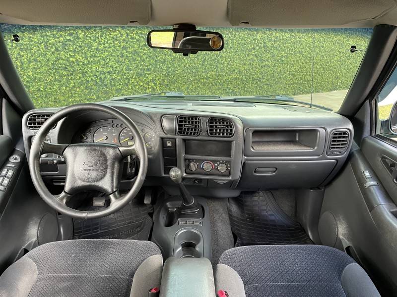 CHEVROLET - S10 - 2002/2002 - Verde - R$ 62.900,00