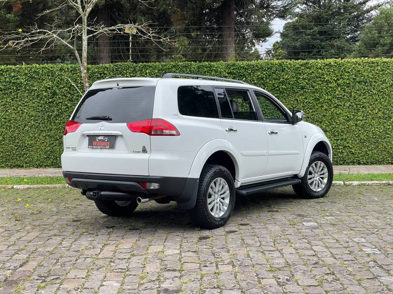 MITSUBISHI - PAJERO DAKAR - 2014/2015 - Branca - R$ 129.900,00