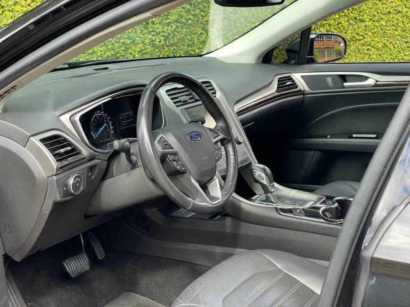 FORD - FUSION - 2013/2014 - Preta - R$ 64.900,00