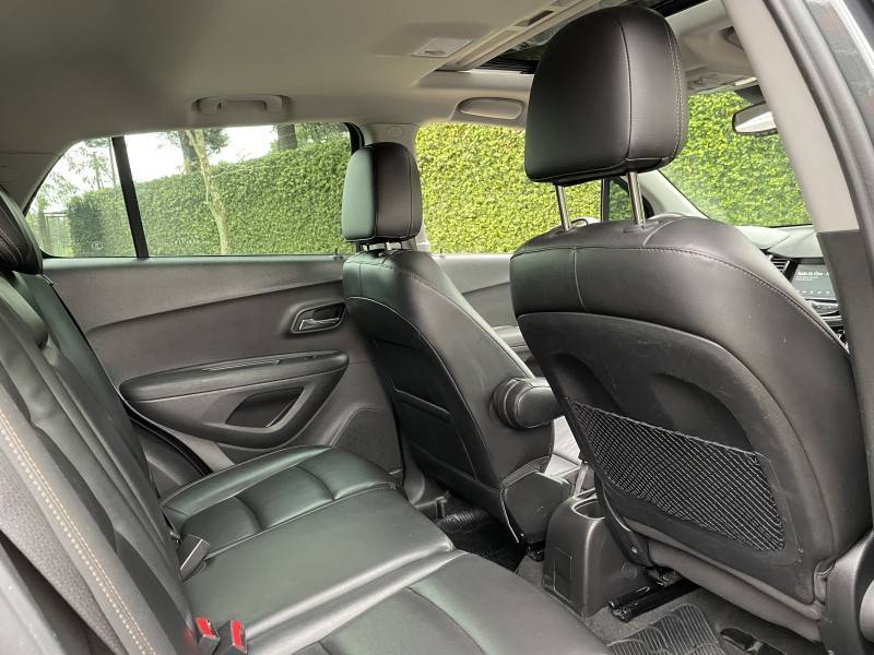 CHEVROLET - TRACKER - 2017/2017 - Cinza - R$ 83.900,00