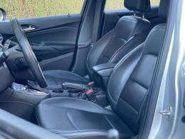 CHEVROLET - CRUZE - 2021/2021 - Prata - R$ 99.900,00