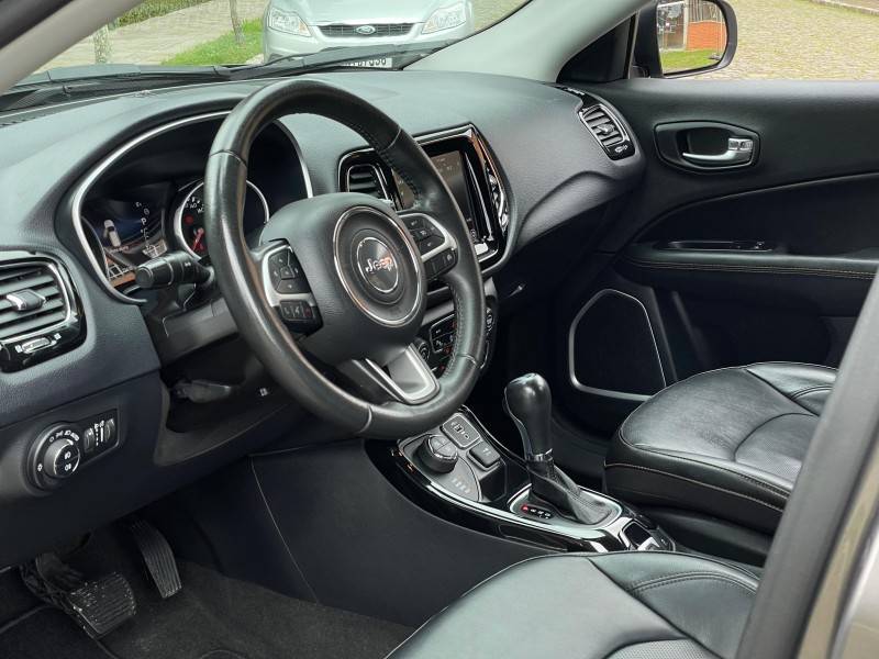 JEEP - COMPASS - 2021/2021 - Cinza - R$ 124.900,00