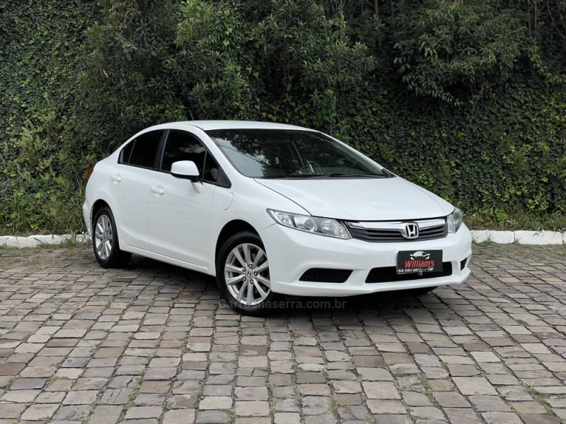 HONDA - CIVIC - 2012/2013 - Branca - R$ 63.900,00
