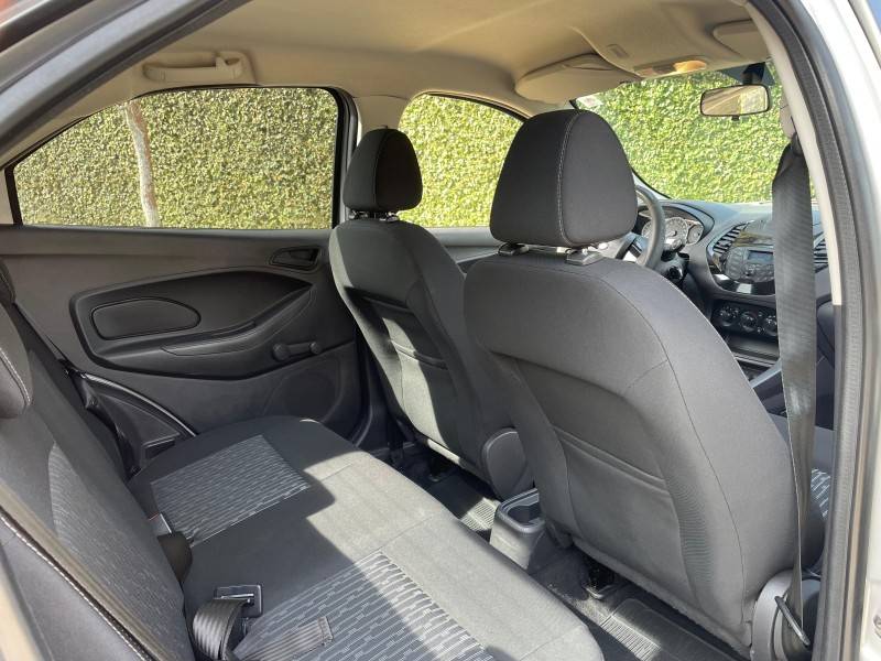 FORD - KA + - 2015/2015 - Prata - R$ 41.900,00