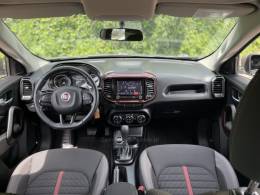 FIAT - TORO - 2020/2021 - Prata - R$ 114.900,00
