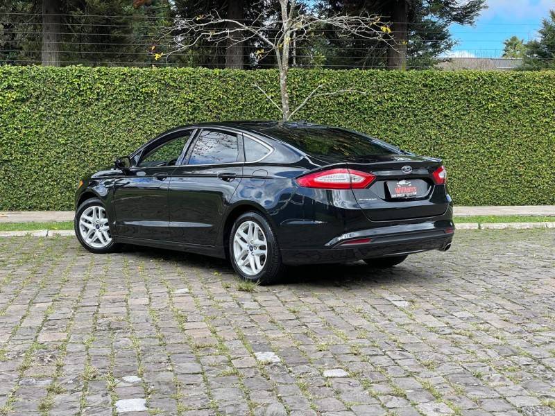 FORD - FUSION - 2013/2014 - Preta - R$ 64.900,00