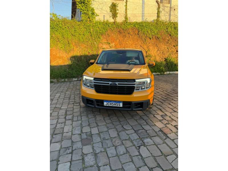 FORD - MAVERICK - 2022/2022 - Laranja - R$ 163.900,00