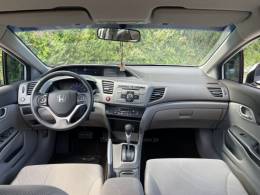 HONDA - CIVIC - 2012/2013 - Branca - R$ 63.900,00