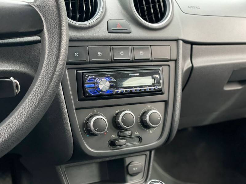 VOLKSWAGEN - GOL - 2012/2013 - Branca - R$ 39.900,00