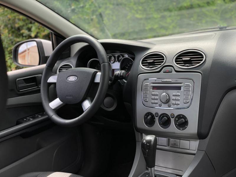 FORD - FOCUS - 2013/2013 - Prata - R$ 42.500,00