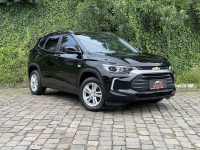 CHEVROLET - TRACKER - 2021/2022 - Preta - R$ 99.900,00