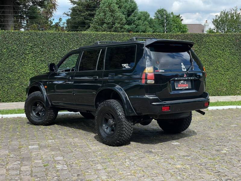 MITSUBISHI - PAJERO SPORT - 2002/2003 - Preta - R$ 46.900,00