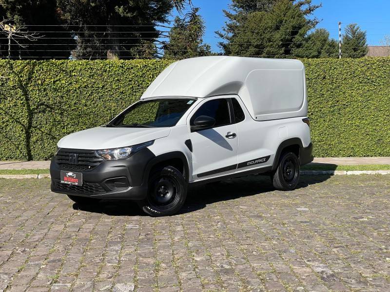 FIAT - STRADA - 2020/2021 - Branca - R$ 71.900,00