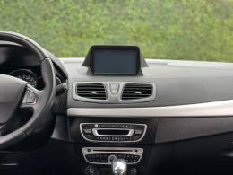 RENAULT - FLUENCE - 2013/2014 - Branca - R$ 44.900,00