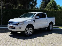 FORD - RANGER - 2012/2013 - Branca - R$ 91.900,00