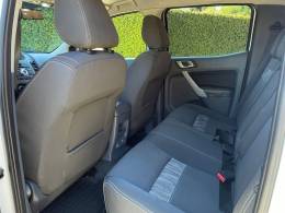 FORD - RANGER - 2012/2013 - Branca - R$ 91.900,00