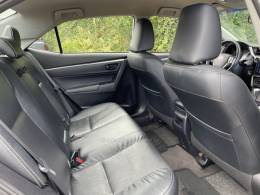 TOYOTA - COROLLA - 2019/2019 - Branca - R$ 108.900,00