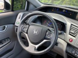 HONDA - CIVIC - 2012/2013 - Branca - R$ 63.900,00