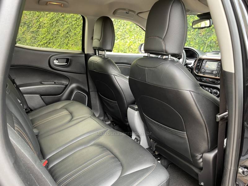 FIAT - TORO - 2016/2017 - Preta - R$ 97.900,00